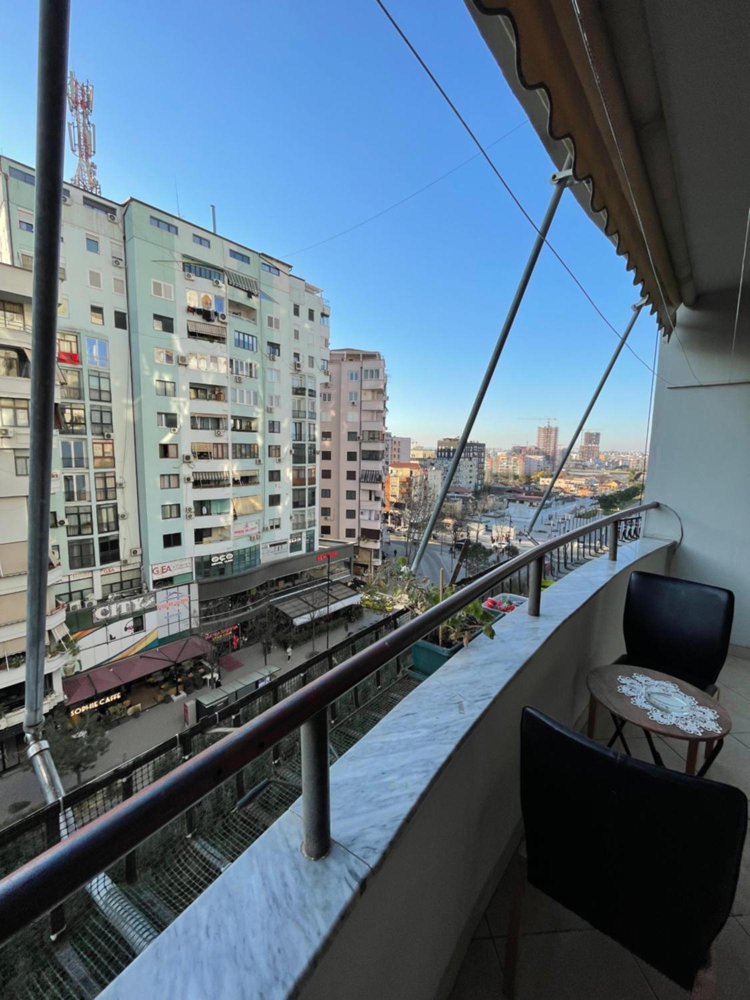 Skybase Apartamento Tirana Exterior foto